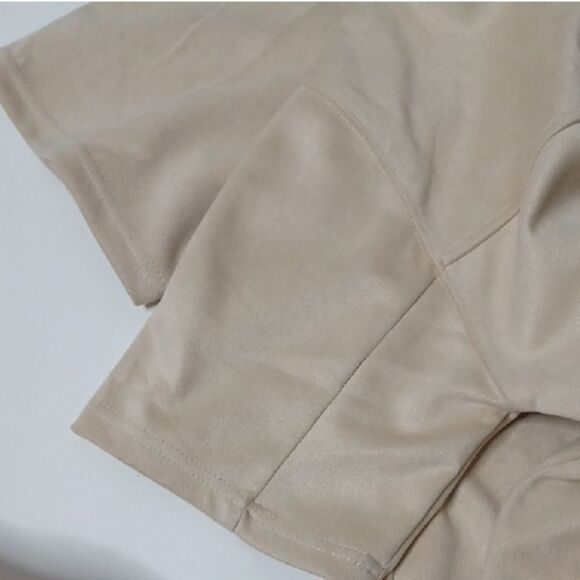 Sumwon Beige Graphic T-Shirt - Picture 2 of 15